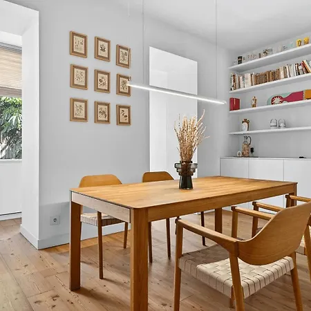 Contemporary Oasis In The Heart Of شقة Lisboa